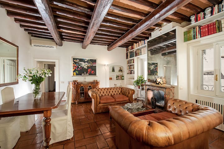 Condotti 21 Amazing Penthouse