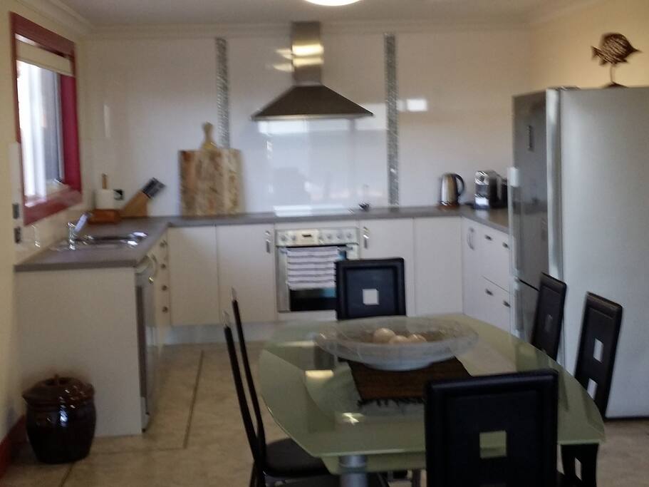 Kitchen/Dining