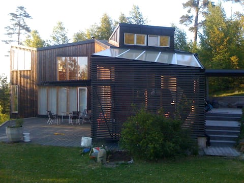 Successful Airbnb property: Modern Stockholm Archipelago house in Nynäshamn