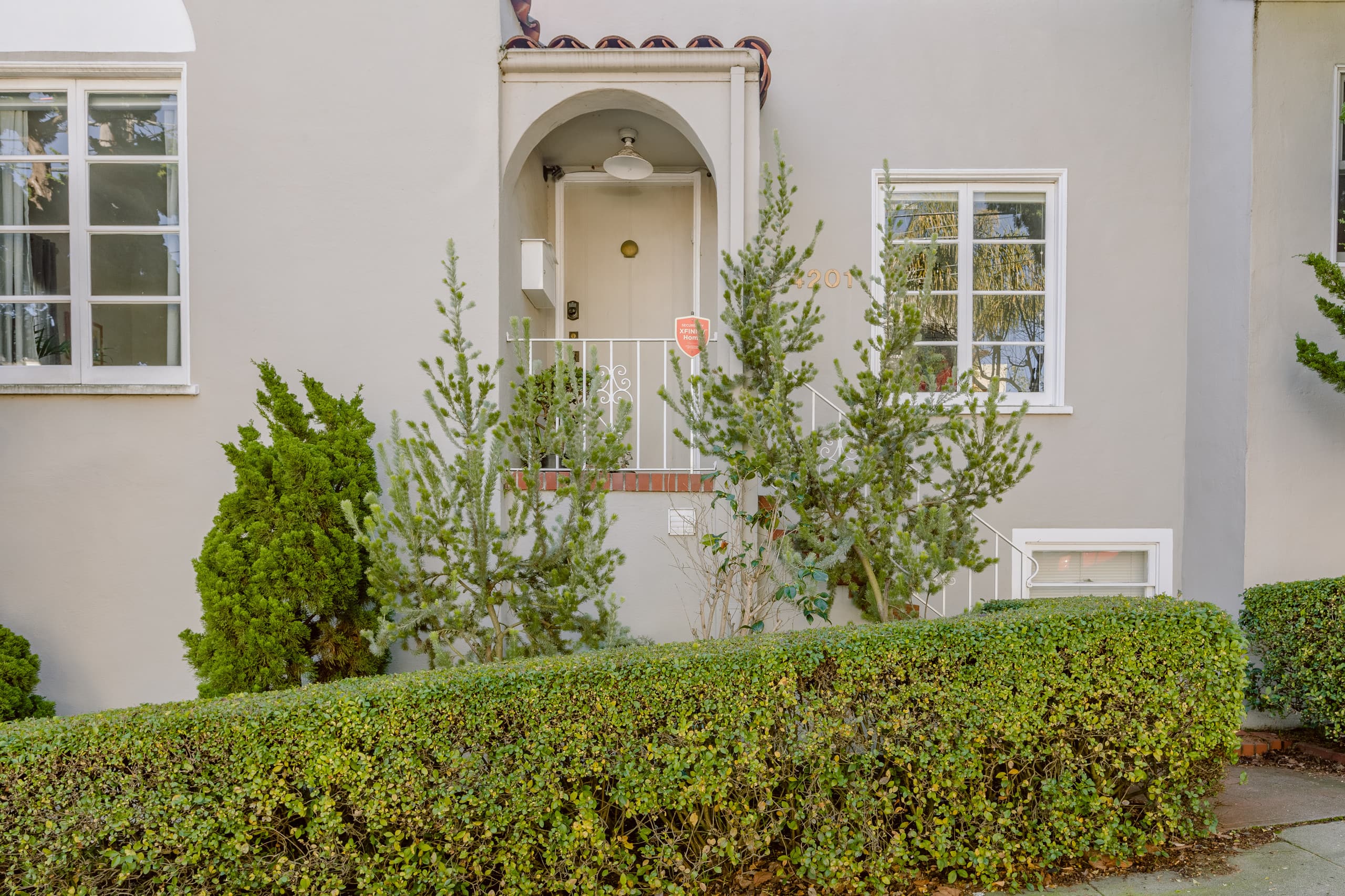 Home in San Francisco · ★4.96 · 2 bedrooms · 2 beds · 1 bath - Image 25