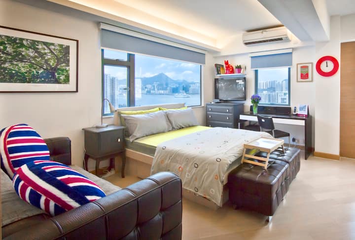 Studio@waterfront+Sleep4+Island East+MTR station