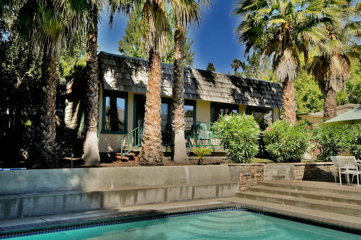 Charming Guest House+SPA, Pool near Downtown/BART