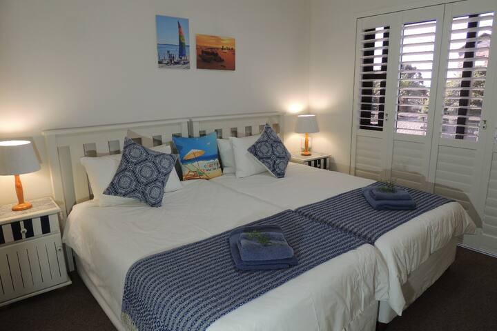 غرفة النوم 3 التي تحتوي على 2 × ¾ سرير