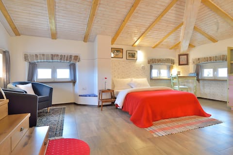 Sijara- delightful loft with view