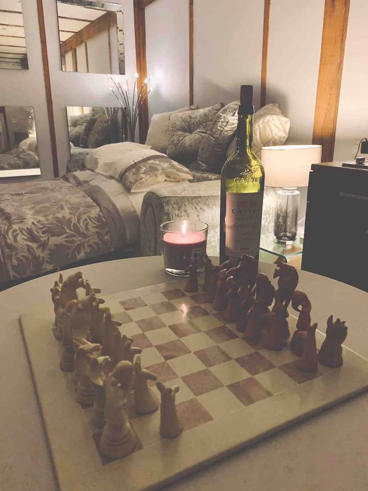 The forest den photo 4