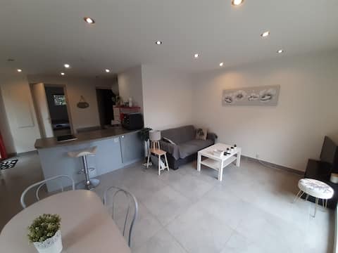 Top performing Airbnb: 45m2 accommodation with garden. Cool. Close to Uriage in Saint Martin D'uriage