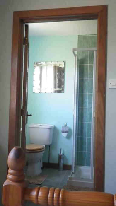 en suite bath room