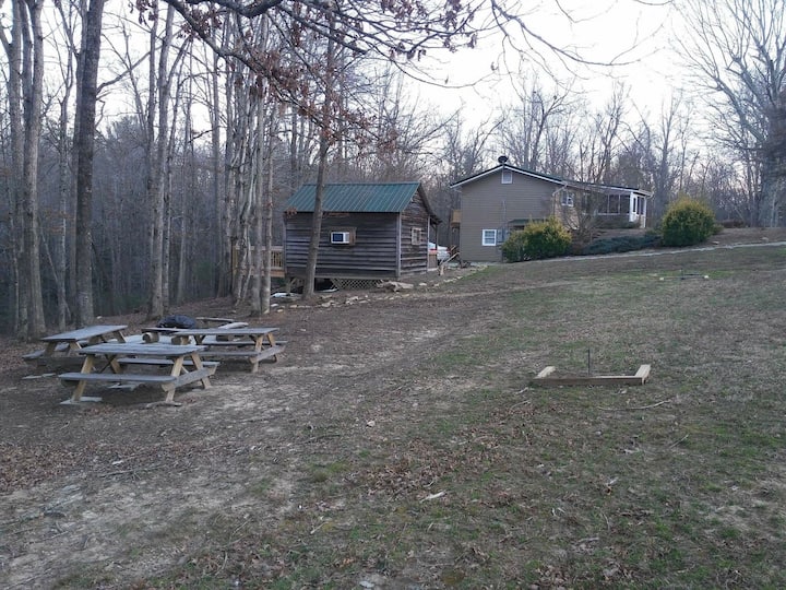Fred's Bungalow Cabin Cabins for Rent in Flat Rock, North Carolina, United States Airbnb