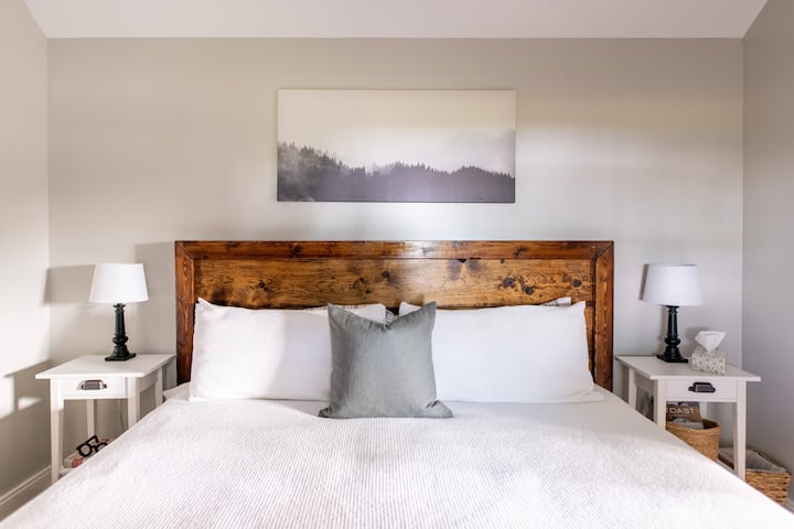 Inside your comfy King-sized bed, you will find soft and breathable linens and comfortable medium-firm pillows (the option for a more supportive memory foam pillow will be in your closet). This one-of-a-kind bed was made locally here in Essex County!