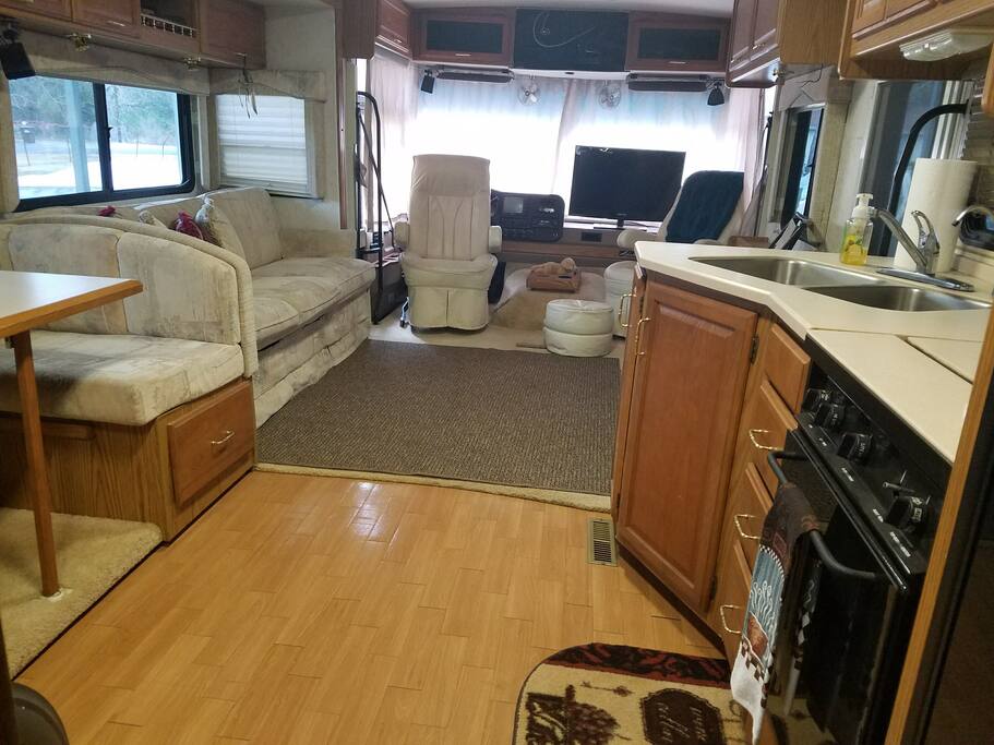 Kitchen/dinning/living areas