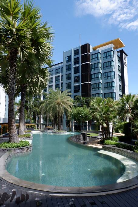 swimming pool
