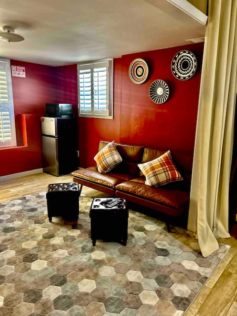 Acworth Home