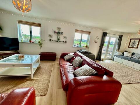 BLISSFUL BEACH RETREAT WITH NEW HOT TUB FOR 2022 ❤️