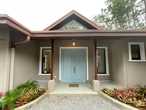 Beautiful new house in Boquete