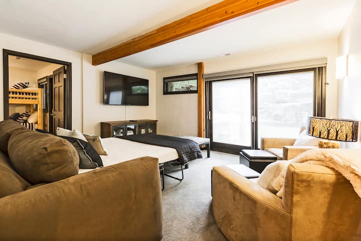 Plenty of space for the kids to hang out in the lower level bonus room. The room has an HDTV, video games and a comfy queen-sized sofa sleeper.