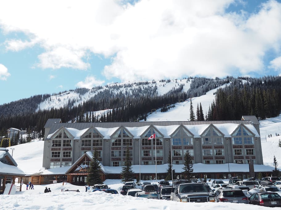 Apex Mountain Inn