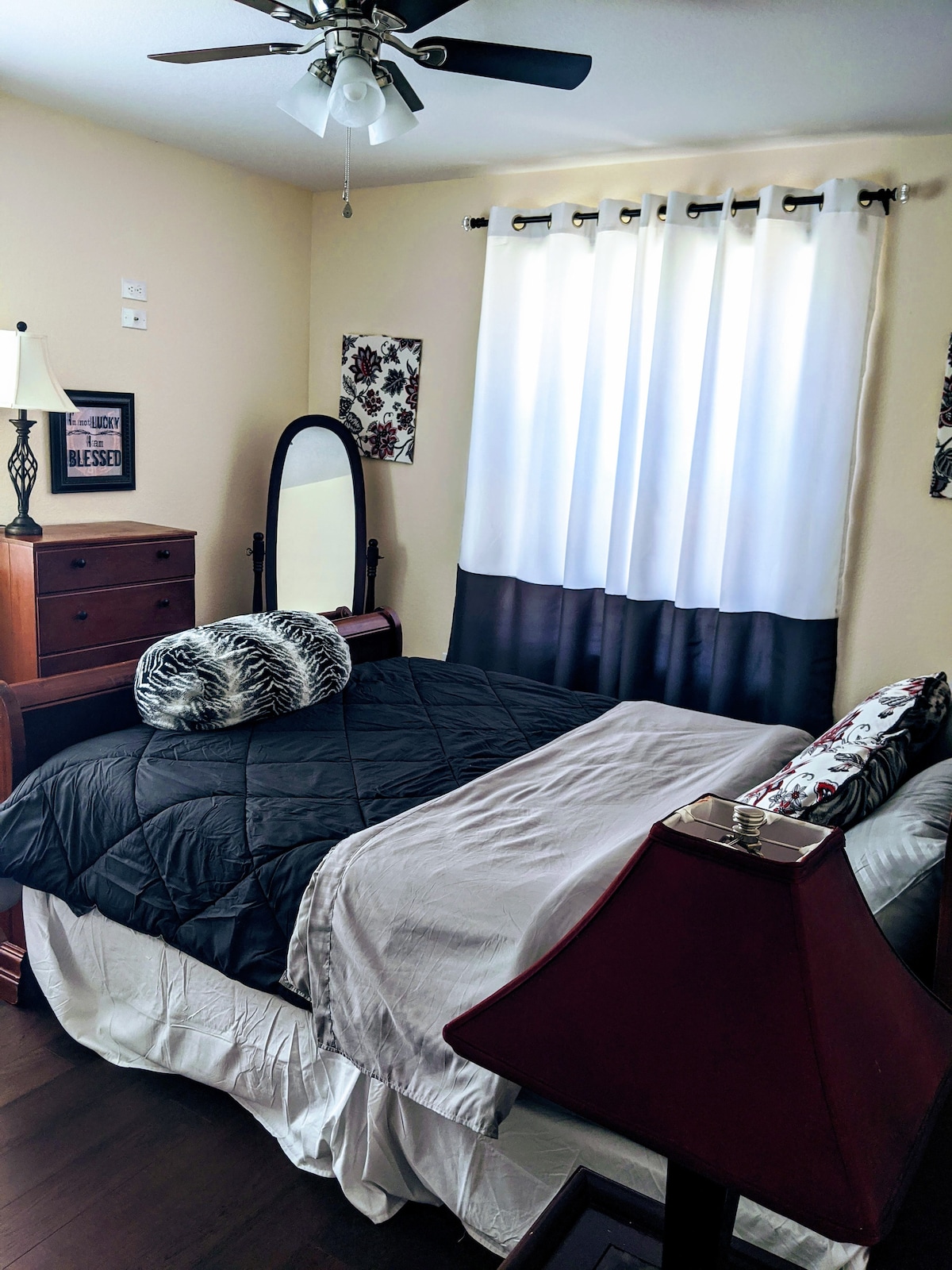 חדר שינה זוגי קווין סייז 2