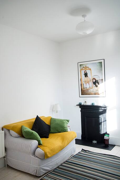 Bright Living Room/Kitchen