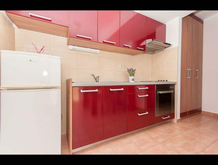 Apartment Dario, Omiš - Enjoy And Relax - Omiš