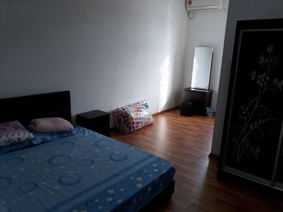 Double bed room with private bathroom