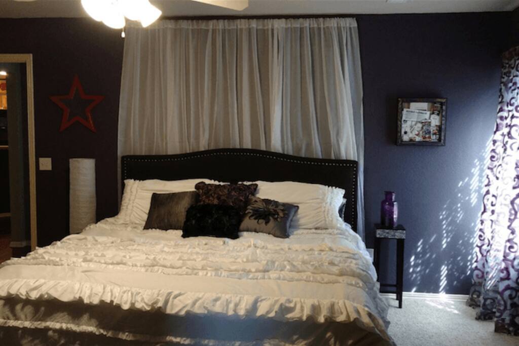 Bedroom alternate view.