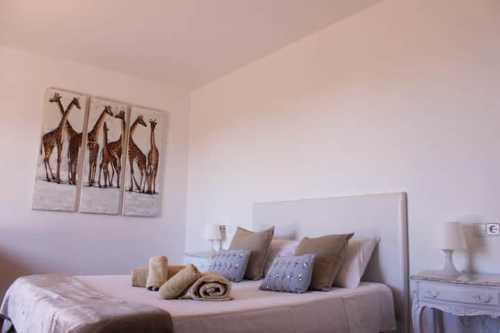 MAIN BEDROOM WITH BATHROOM AND TERRACE.  SIZE ROOM 30M2 AND TERRACE 19M2