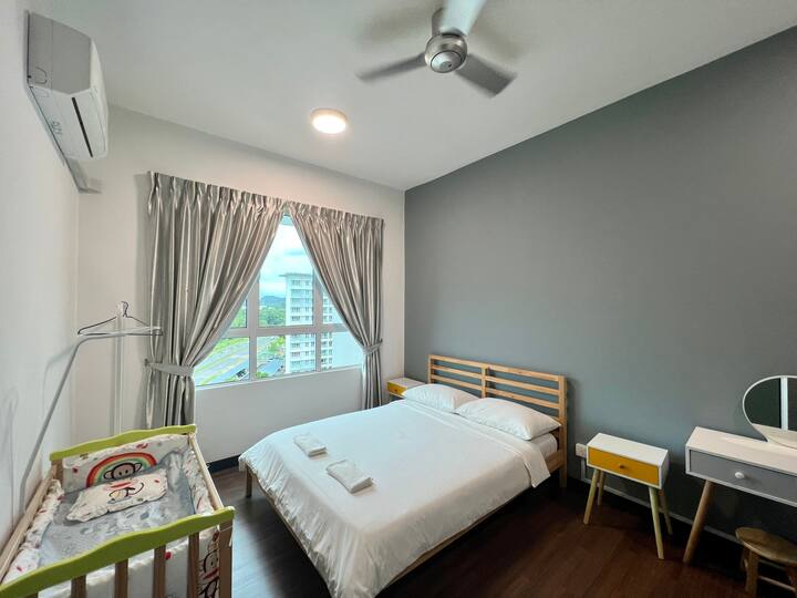 ห้องนอนใหญ่ - เตียงคู่