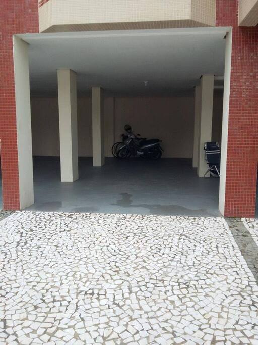 GARAGEM
