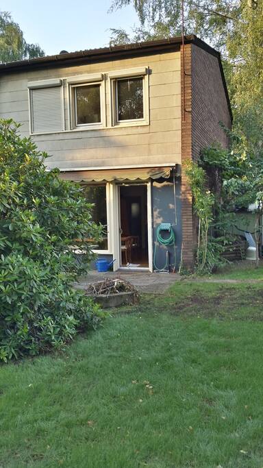 Rückseite und Garten