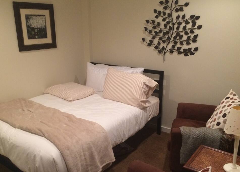 A comfortable. full-sized bed, good quality linens.