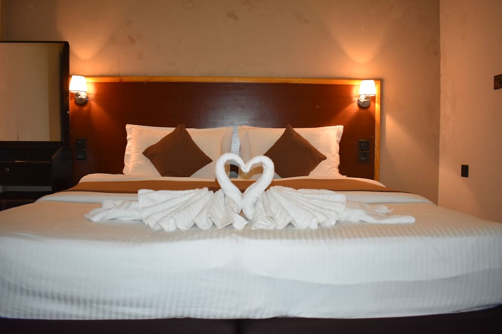 Rooms - Fully equipped with TV, WIFI AC & Safe