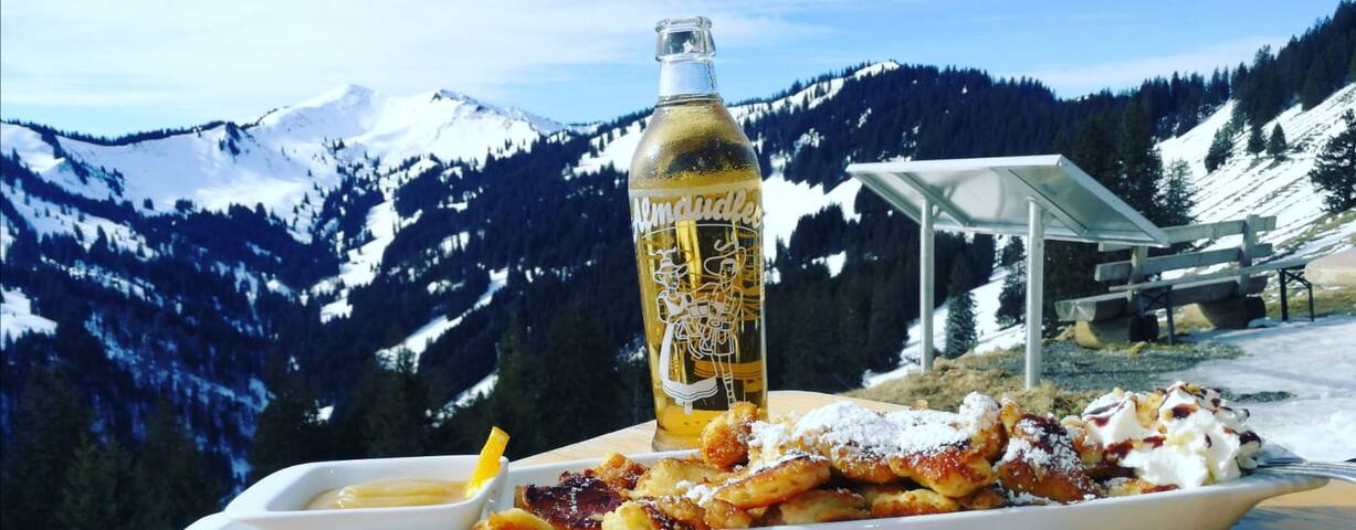 Zimmer mit Bergpanorama & Pool