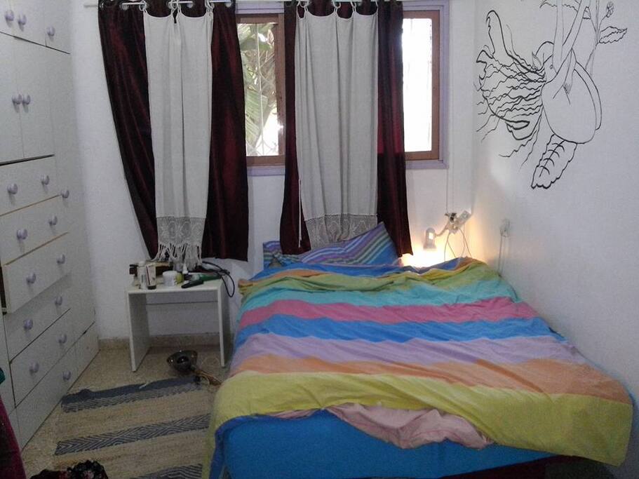bedroom with 1.5 double bed
