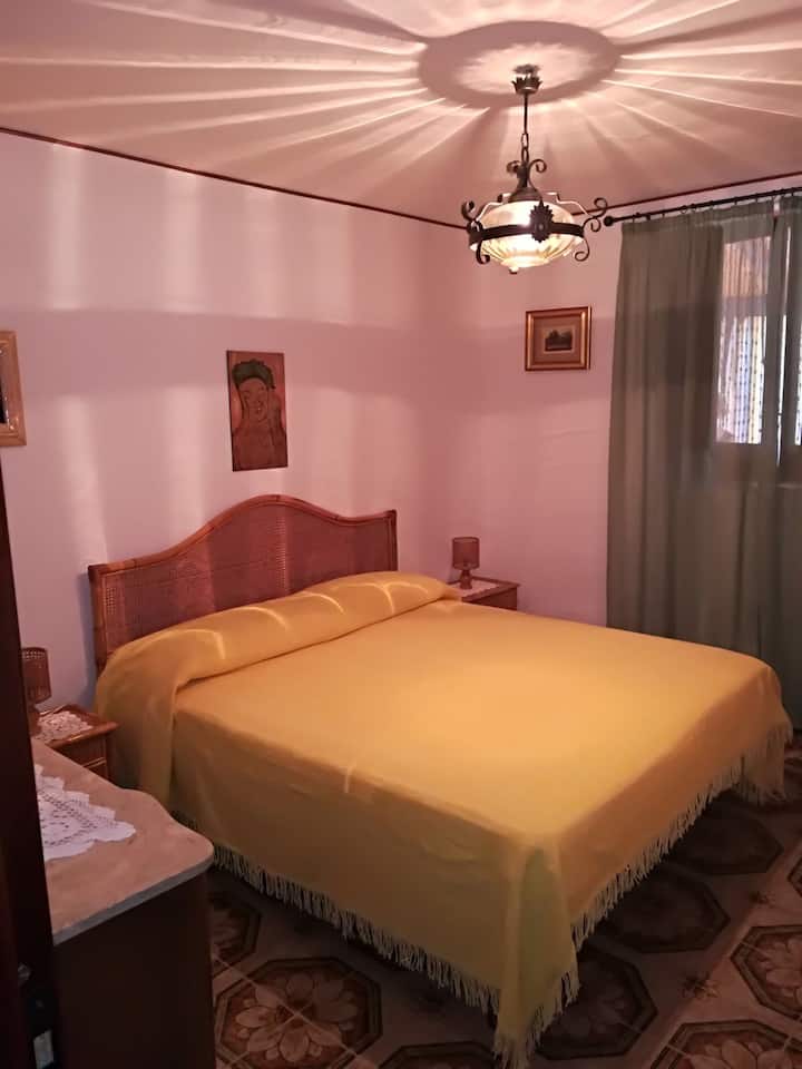 Dhomë gjumi 2