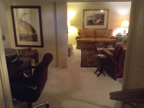 Top Airbnb: Fabulous private apartment inside beautiful home in Northwest