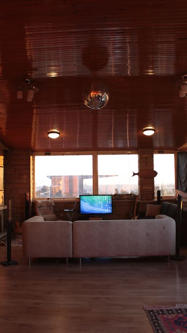 Living Room (Terrace)