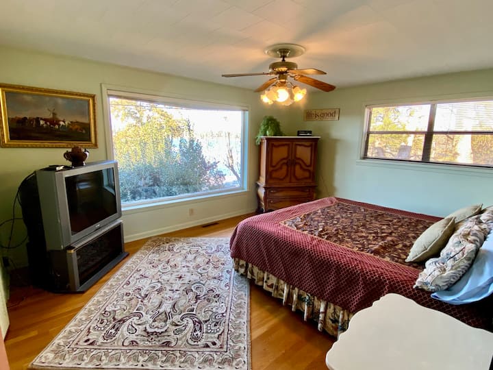 ห้องนอนใหญ่