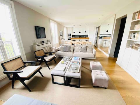 Amazing duplex apartment, 10min Arc de Triomphe