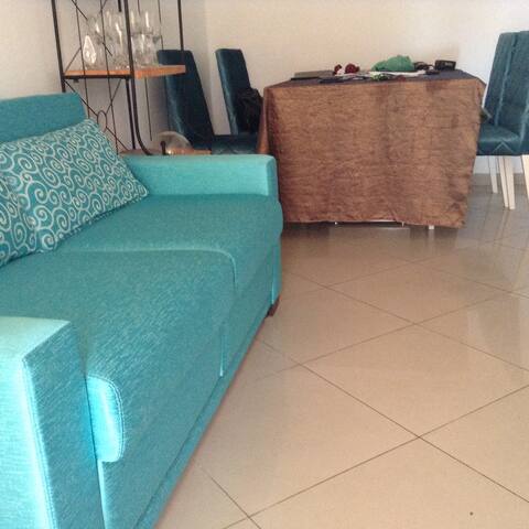 Luxúry barra gallery image 2