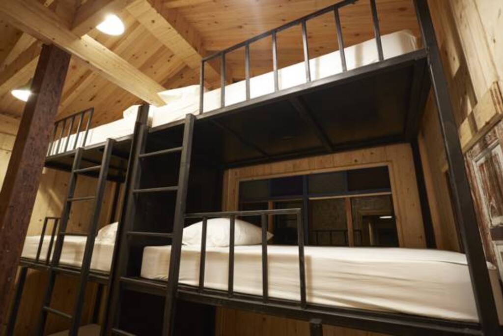 Bunk bed