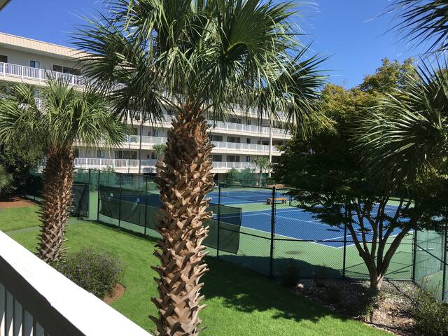 Hilton Head BEACH RESORT ONLY $120 NO Cleaning FEE