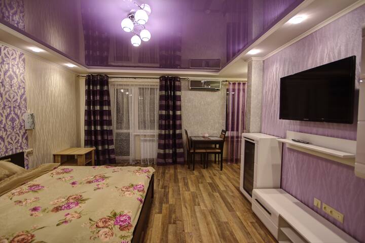 Квартира Киев для девушки. Мариуполь купить квартиру.