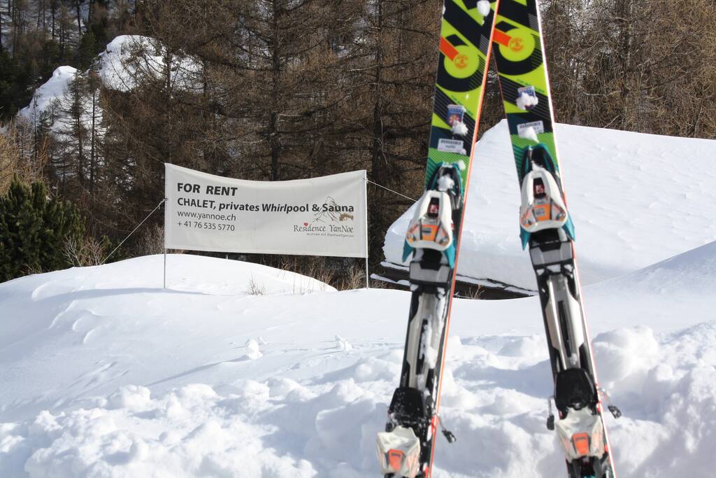 ski in - ski out