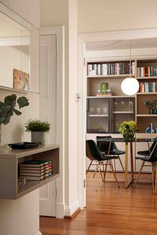 StJohns Wood 2BR | Prime Location | High Spec gallery image 5