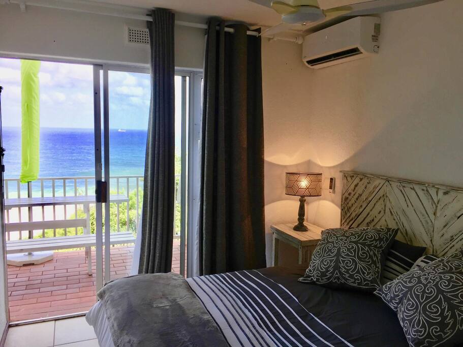 Main air-conditioned bedroom
