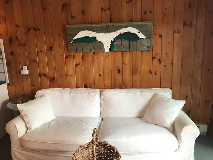 Truro Getaway, Water Views & Steps To The Beach - Truro, MA