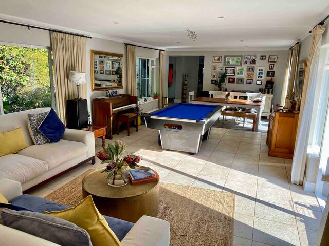 Family Friendly home in Newlands, top location. gallery image 4