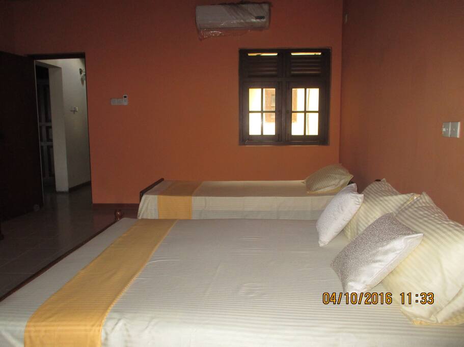 Bed room 1