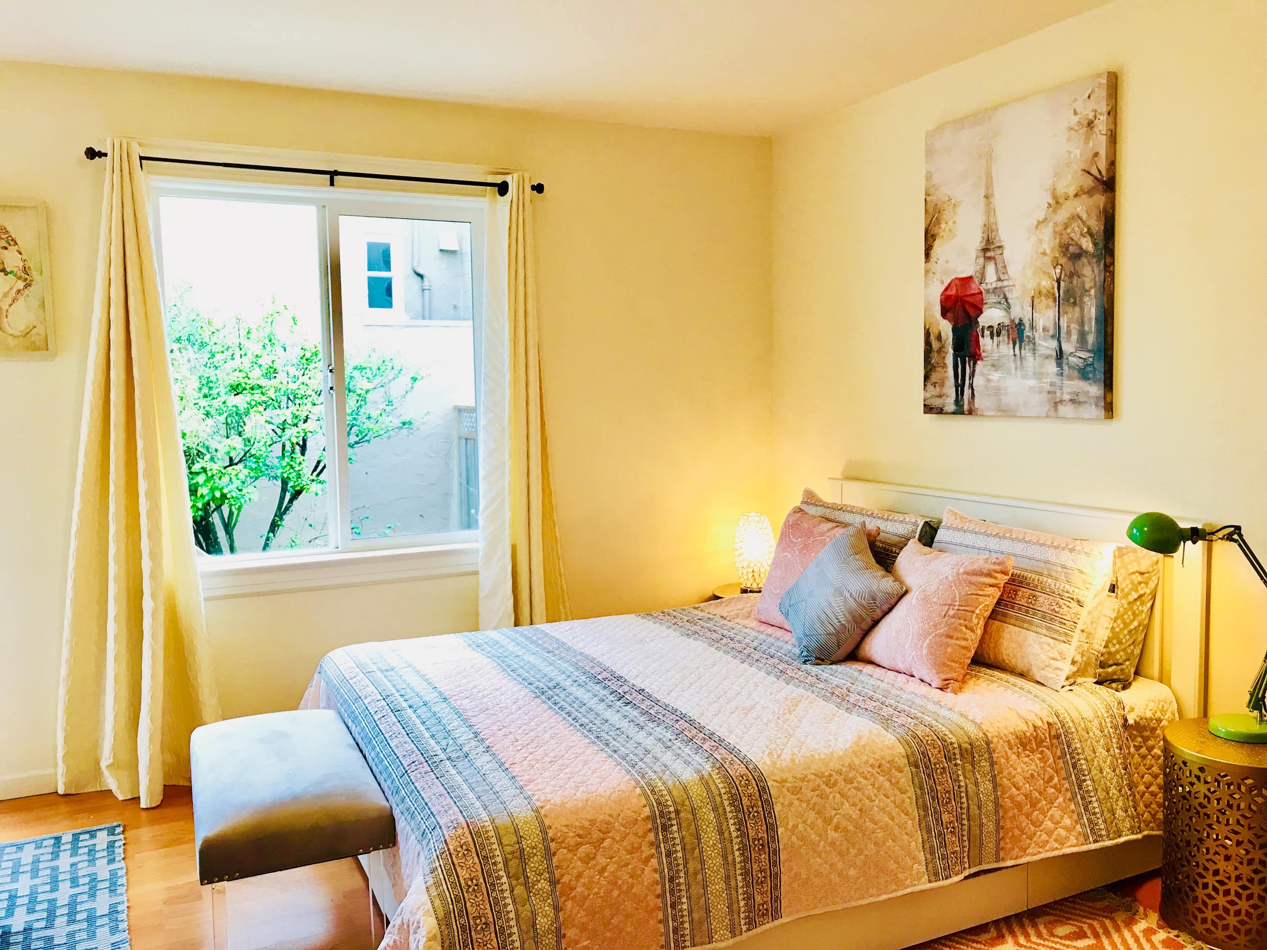 Relaxed 3B/2Ba Home with Private Parking - Image 46