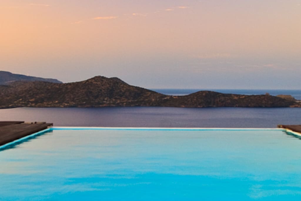 Outstanding views from your own private pool